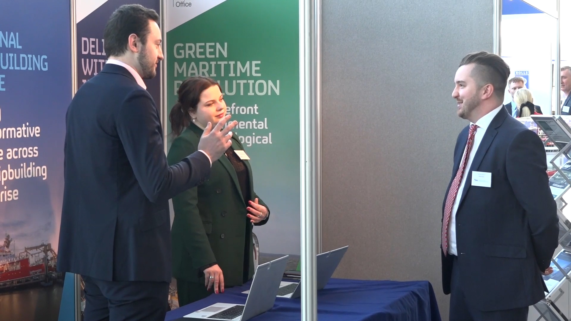 people at the SMIFutures Maritime Careers Showcase talking with each other